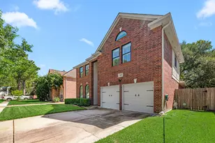 5718 Parryville Dr, Houston, TX 77041 - Photo 2