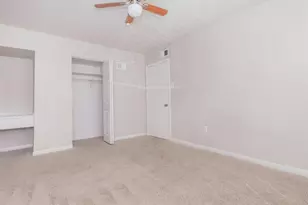 8271 Stone St, Houston, TX 77061 - Photo 4