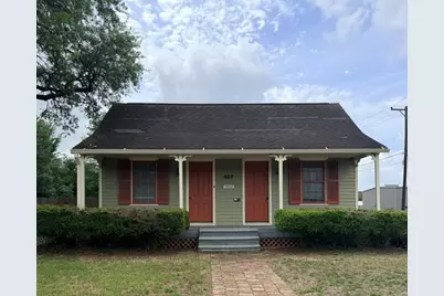 607 N Bridge, Victoria, TX 77901 - Photo 2