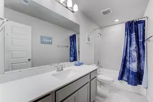 10739 Clfs Vw Dr, Rosharon, TX 77583 - Photo 38