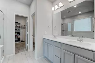 10739 Clfs Vw Dr, Rosharon, TX 77583 - Photo 30