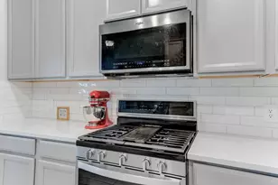 10739 Clfs Vw Dr, Rosharon, TX 77583 - Photo 24