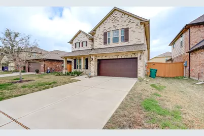 10739 Cliffs View Drive, Rosharon, TX 77583 - Photo 2
