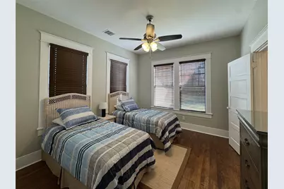 3821 Avenue M, Galveston, TX 77550 - Photo 16