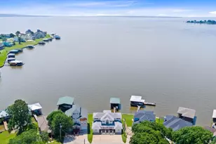 650 Dove Island, Livingston, TX 77351 - Photo 1