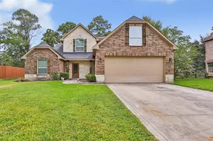 1922 Shark Ct, Crosby, TX 77532 - Photo 1