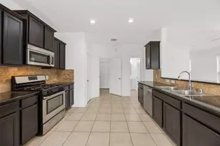 13826 Roman Ridge Ln, Houston, TX 77047 - Photo 8