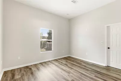 1031 County Road 3404, Cleveland, TX 77327 - Photo 8