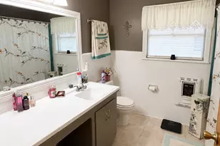 208 W Center St, Eagle Lake, TX 77434 - Photo 12