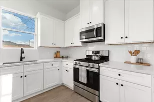 311 Tennessee St, Houston, TX 77029 - Photo 10