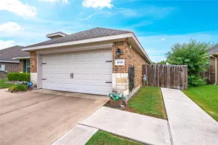 4045 Basswood Dr, Dickinson, TX 77539 - Photo 4