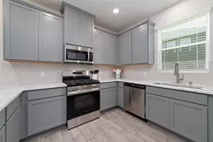 17714 Hattusas Ln, Tomball, TX 77377 - Photo 10