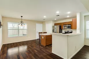 999 Brady Ln, Alvin, TX 77511 - Photo 6