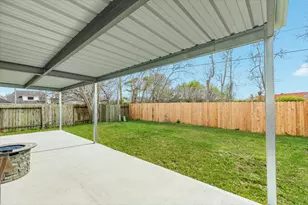 999 Brady Ln, Alvin, TX 77511 - Photo 22