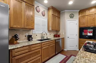 5545 S 11th Ave, Port Arthur, TX 77655 - Photo 12