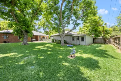 603 Alcorn Street, Sugar Land, TX 77478 - Photo 30