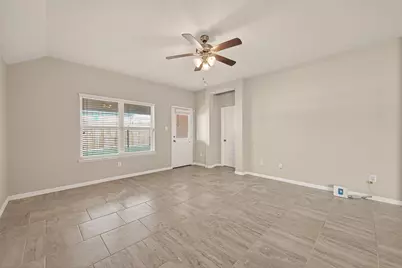 12623 City Village Lane, Houston, TX 77047 - Photo 14