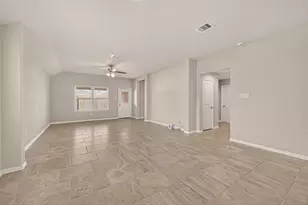 12623 City Village Ln, Houston, TX 77047 - Photo 10