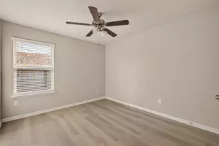 12623 City Village Ln, Houston, TX 77047 - Photo 32