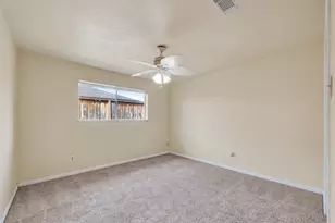 1002 Parkstead Dr, Seabrook, TX 77586 - Photo 22