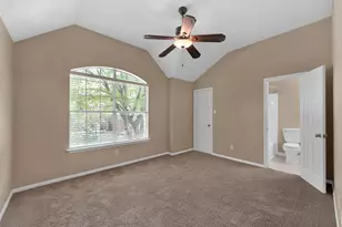31 S Downy Willow Cir, The Woodlands, TX 77382 - Photo 20