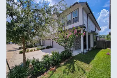4743 Glen Isle Drive, Houston, TX 77009 - Photo 2