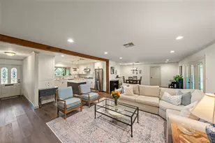 10502 Shadow Wood Dr, Houston, TX 77043 - Photo 4