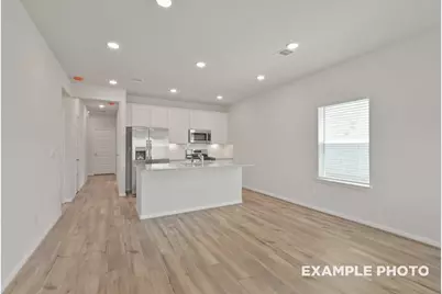 8907 Robin Song Trail, Houston, TX 77028 - Photo 14