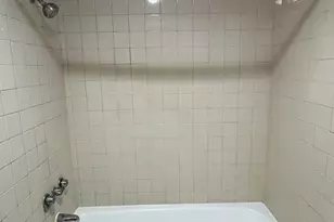7520 Hornwood Dr, Houston, TX 77036 - Photo 2