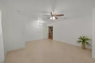 8415 Braesdale Ln, Houston, TX 77071 - Photo 6