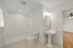 8415 Braesdale Ln, Houston, TX 77071 - Photo 26