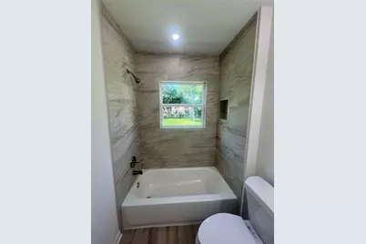 306 S Virginia Street, La Porte, TX 77571 - Photo 8