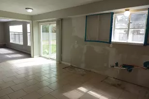 2687 S Woodloch St, Woodloch, TX 77385 - Photo 10