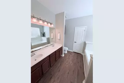 1721 Round Oak Lane, Conroe, TX 77304 - Photo 26