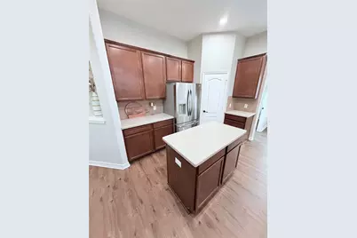 1721 Round Oak Lane, Conroe, TX 77304 - Photo 6