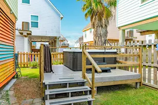 207 Sandpebble Pl, Surfside Beach, TX 77541 - Photo 28