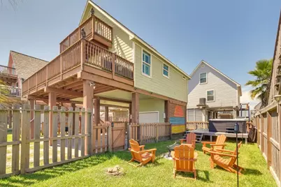 207 Sandpebble Place, Surfside Beach, TX 77541 - Photo 1