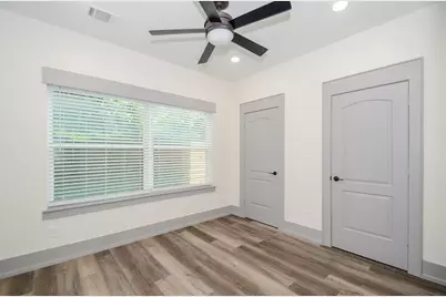 712 Hughes Street, Houston, TX 77023 - Photo 10