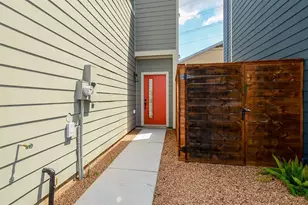 712 Hughes St, Houston, TX 77023 - Photo 4