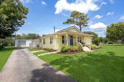 314 E Bayshore Drive, Palacios, TX 77465 - Photo 20