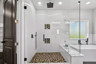 484 Angus Trail, Angleton, TX 77515 - Photo 32