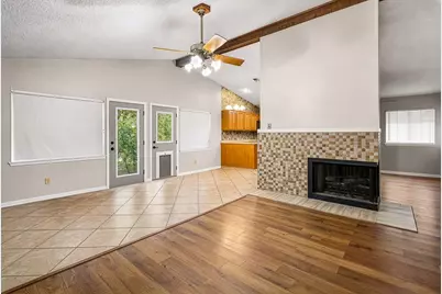 8538 Marathon Drive, Universal City, TX 78148 - Photo 6