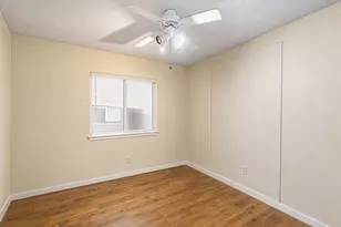 8538 Marathon Dr, Universal City, TX 78148 - Photo 16