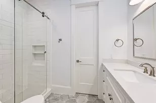 718 Magdalene Dr, Houston, TX 77024 - Photo 32
