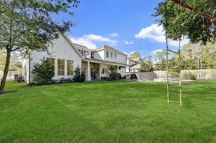 718 Magdalene Dr, Houston, TX 77024 - Photo 50