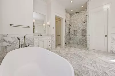 718 Magdalene Drive, Houston, TX 77024 - Photo 30