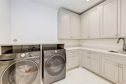 718 Magdalene Drive, Houston, TX 77024 - Photo 38