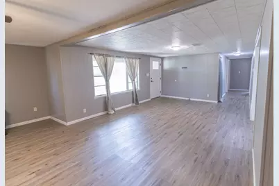 1130 County Road 1G, Hallettsville, TX 77964 - Photo 16