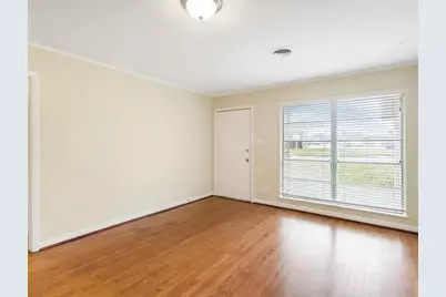1000 S Shepherd Drive, Baytown, TX 77520 - Photo 8
