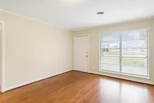 1000 S Shepherd Dr, Baytown, TX 77520 - Photo 8